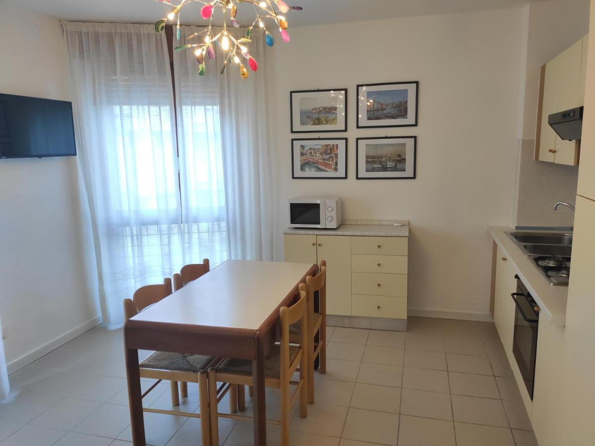 Appartamenti Lungomare Sabbiadoro Lignano Sabbiadoro Dış mekan fotoğraf